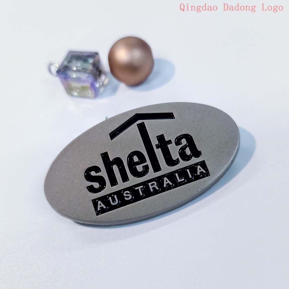 Pin badge
